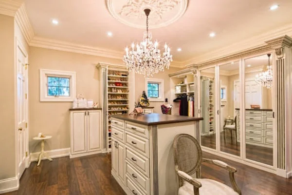 Chandeliers