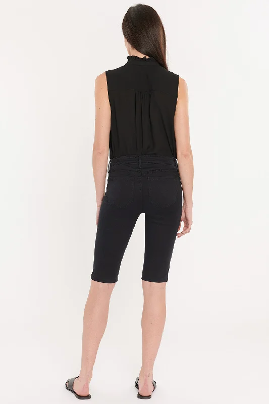 Sophie Bike Capri Jeans In Petite - Black