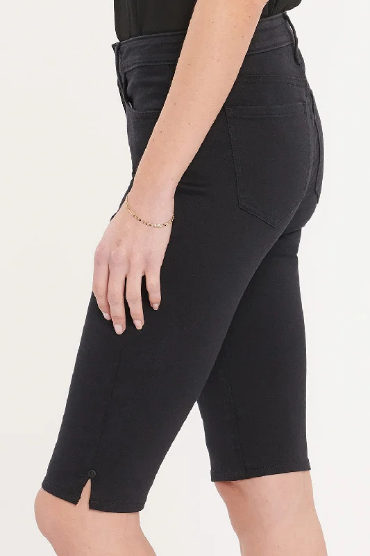 Sophie Bike Capri Jeans In Petite - Black