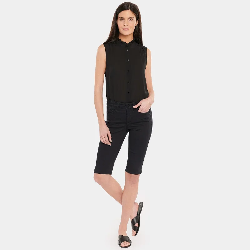 Sophie Bike Capri Jeans In Petite - Black