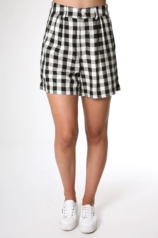 Checkers Short Black