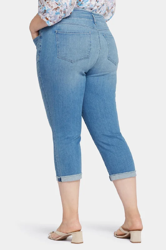 Chloe Capri Jeans In Plus Size - Mesmerize