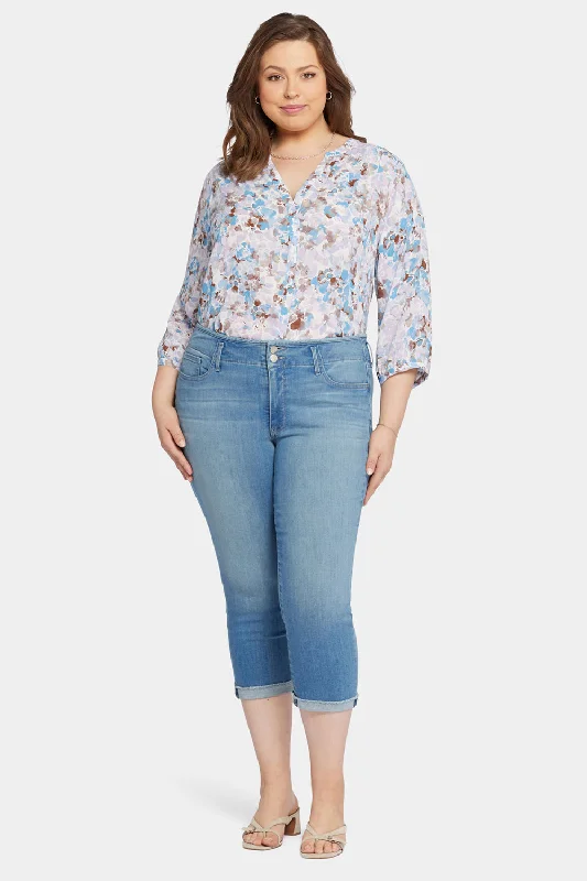 Chloe Capri Jeans In Plus Size - Mesmerize