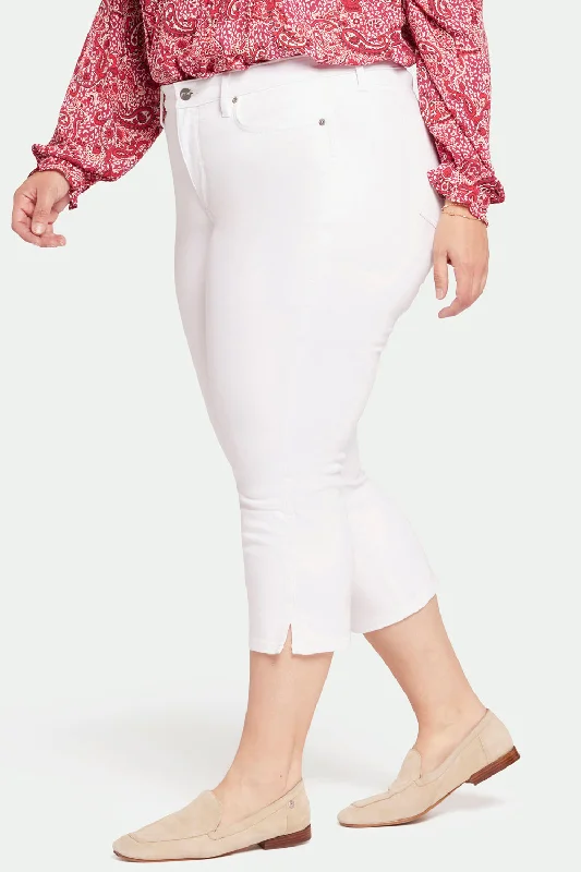 Chloe Capri Jeans In Plus Size - Optic White