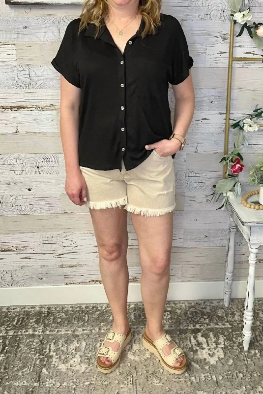 Jane Shorts In Tan