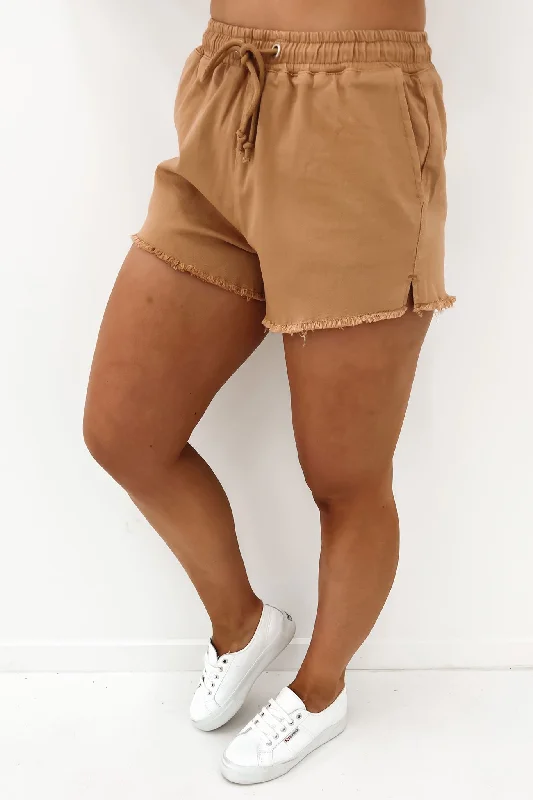 Natasha Short Tan Wash