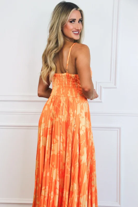 Electric Sunshine Floral Pleated Maxi Dress: Bright Orange/Yellow