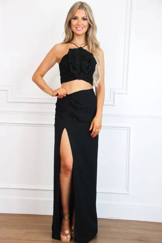 Wisteria Cutout Rosette Maxi Dress: Black