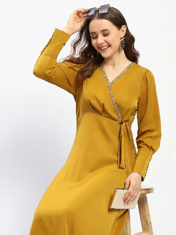 Madame Empire Waist Chain Accented Mustard Midi Dress