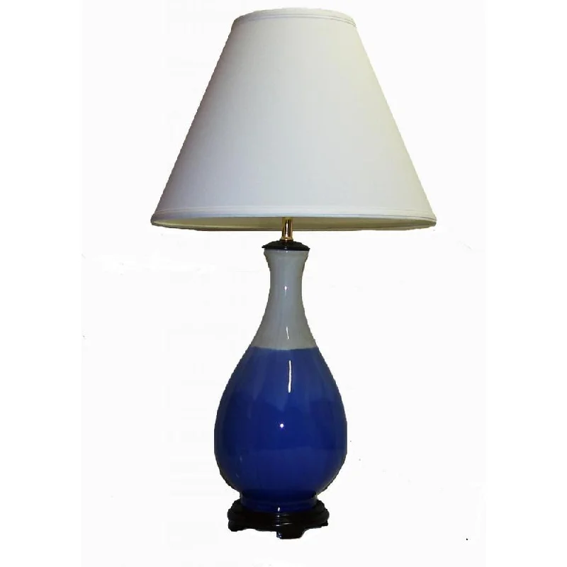 fabric table lamps with a linen shade for a relaxed and breathable lookfabric table lamps with a linen shade for a relaxed and breathable lookCrown Lighting 1-light Blue and White Drip Finish Ceramic Table Lamp